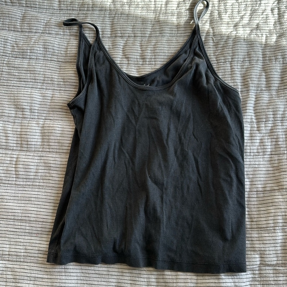 Universal Thread tank top